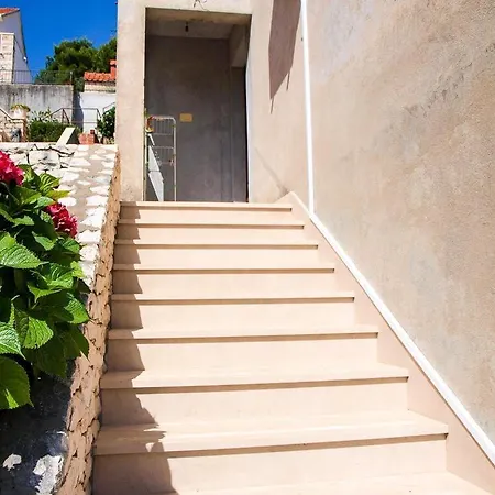 Apartament Two Bedroom Fanica *