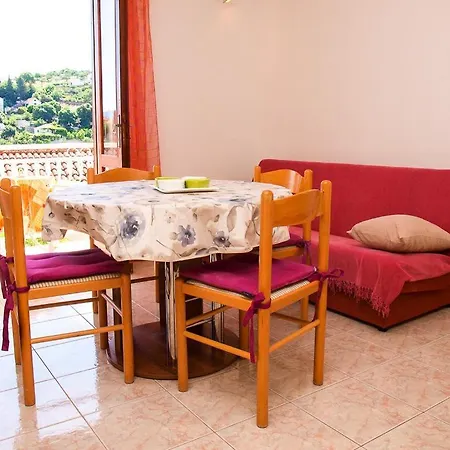 Two Bedroom Fanica Apartament *
